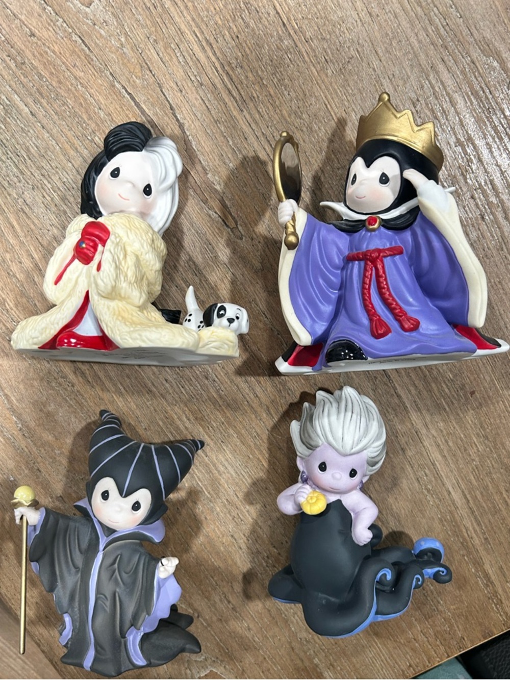 Precious Moments Disney Showcase Disney Villains (set of 4) BOXES NOT INCLUDED